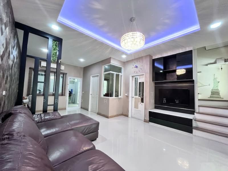 Golden Town Pinklao-Charansanitwong, Nonthaburi, Bang Kruai - Sai Noi Road, Bang Kruai, Bang Kruai, Nonthaburi, 5 Bedrooms, 100 sqm, Townhouse For Sale, by The Best Property หลิน, 500392084 - DDproperty.com