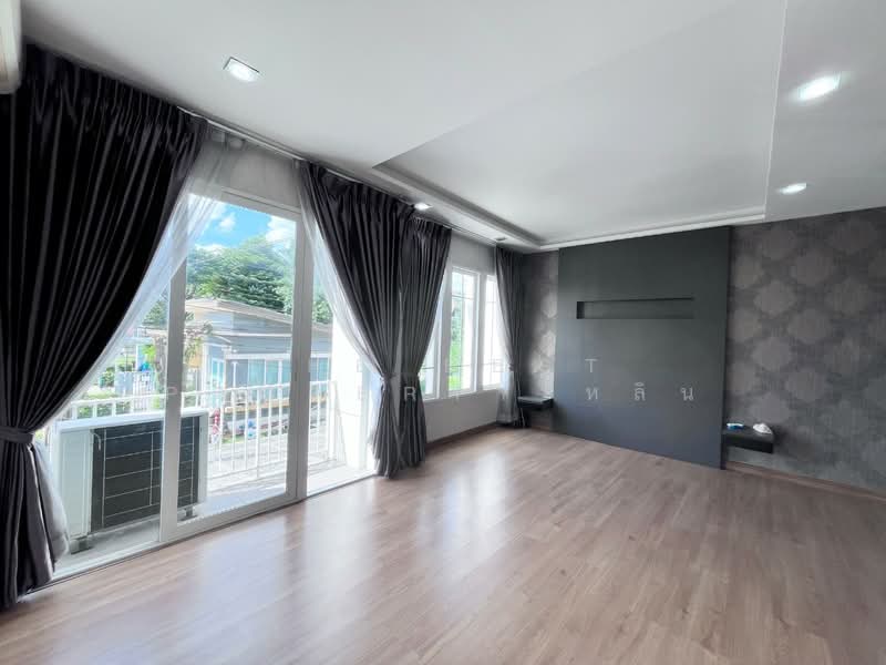 Golden Town Pinklao-Charansanitwong, Nonthaburi, Bang Kruai - Sai Noi Road, Bang Kruai, Bang Kruai, Nonthaburi, 5 Bedrooms, 100 sqm, Townhouse For Sale, by The Best Property หลิน, 500392084 - DDproperty.com