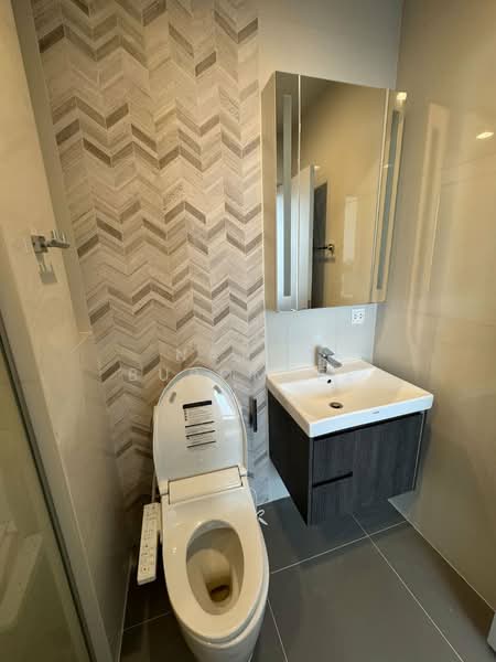 Oka Haus Sukhumvit 36, Bangkok, 3399 Rama 4 Road, Khong Tan, Khlong Toei, Bangkok, 1 Bedroom, 27 sqm, Condo For Sale, by Natta Buromsee, 500392092 - DDproperty.com