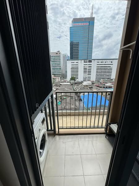 Oka Haus Sukhumvit 36, Bangkok, 3399 Rama 4 Road, Khong Tan, Khlong Toei, Bangkok, 1 Bedroom, 27 sqm, Condo For Sale, by Natta Buromsee, 500392092 - DDproperty.com