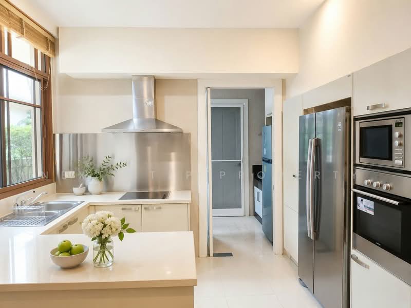 Baan Sansiri Sukhumvit 67, Bangkok, 32 Soi Sukhumvit 67, Phra Kanong Nua, Watthana, Bangkok, 4 Bedrooms, 400 sqm, Single Detached House For Rent, by Next Step Property, 500392111 - DDproperty.com