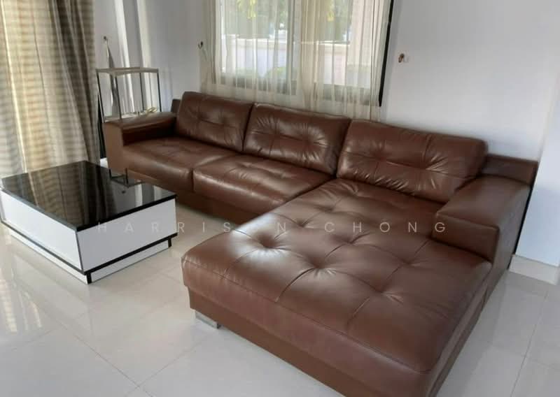 Baan Dusit Pattaya Lake, Chon Buri (Pattaya), Entrance Road, Huai Yai, Bang Lamung (Pattaya), Chon Buri (Pattaya), 3 Bedrooms, 350 sqm, Villa For Sale, by Harrison Chong, 500392118 - DDproperty.com
