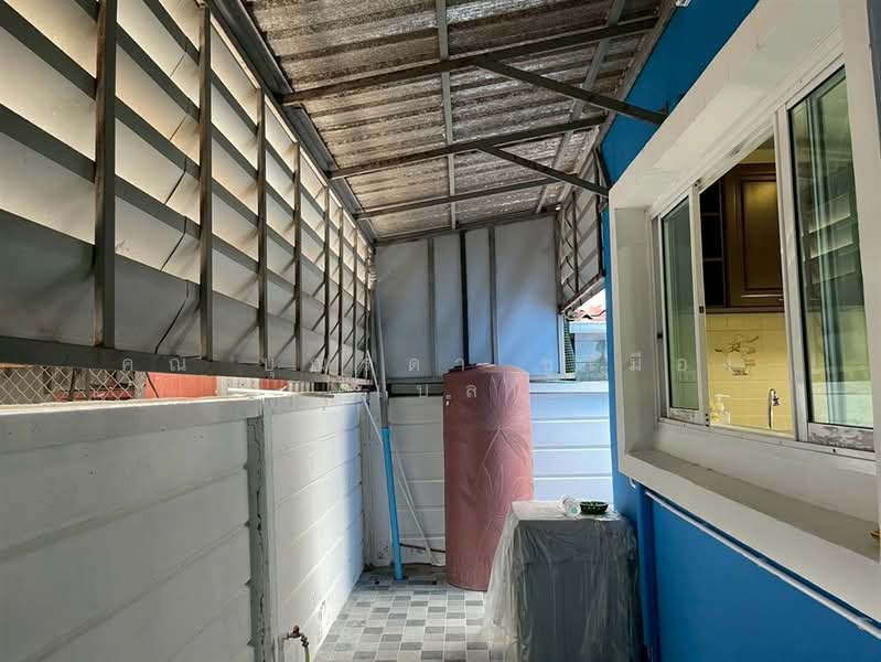 Mu Ban Bua Khao Ramkhamhaeng 174, Bangkok, Soi Ramkhamhaeng 174, Saen Sab, Min Buri, Bangkok, 2 Bedrooms, 130 sqm, Townhouse For Sale, by คุณ บุณรดา ชูเมือง (เบล), 500392181 - DDproperty.com