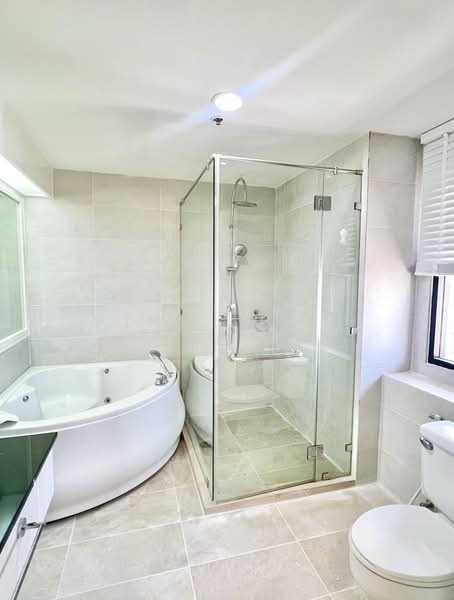 G.P. Grande Tower, Bangkok, 55 Sukhumvit 23, Khlongtoei Nua, Watthana, Bangkok, 4 Bedrooms, 420 sqm, Condo For Rent, by The Luxe Group, 500392210 - DDproperty.com