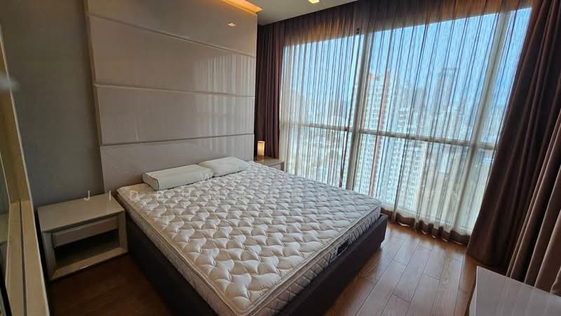 The Address Sathorn, Bangkok, 98 Sathorn Nua Road, Silom, Bang Rak, Bangkok, 2 Bedrooms, 81 sqm, Condo For Rent, by Walapa Jidbumrungsakun, 500392224 - DDproperty.com