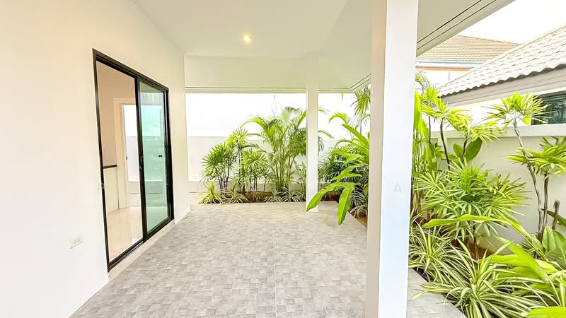 Luxury Pool Villa for Sale Thung Klom Tan Man East Pattaya, Chon Buri (Pattaya), Bang Lamung, Bang Lamung (Pattaya), Chon Buri (Pattaya), 3 Bedrooms, 209 sqm, Single Detached House For Sale, by PLC real estate, 500392241 - DDproperty.com