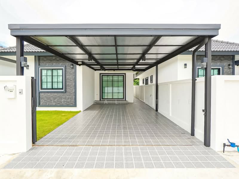 Luxury House for Sale Nong Pla Lai East Pattaya New 3Bedroom, Chon Buri (Pattaya), Bang Lamung, Bang Lamung (Pattaya), Chon Buri (Pattaya), 3 Bedrooms, 85 sqm, Single Detached House For Sale, by PLC real estate, 500392258 - DDproperty.com