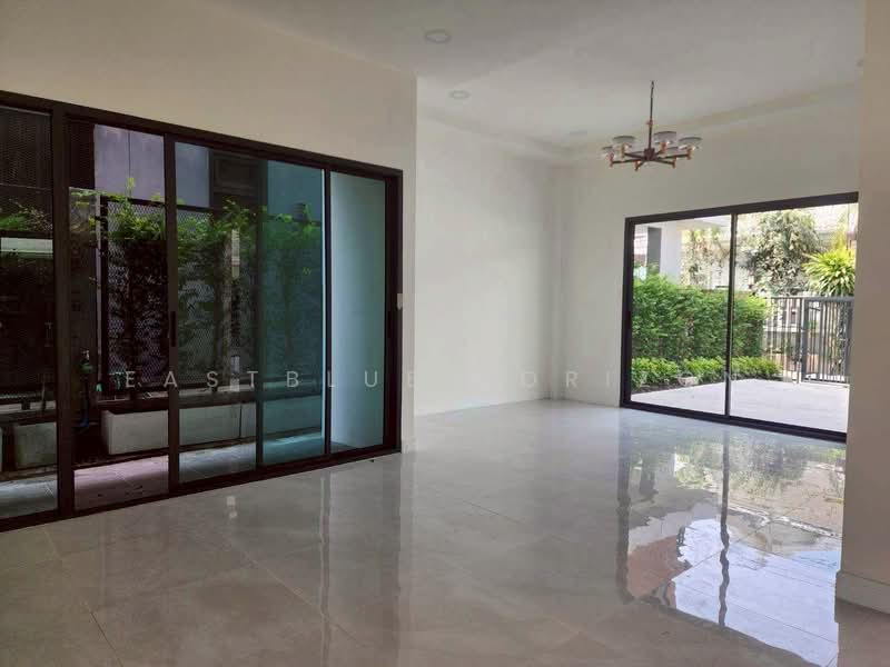 House area Bangchak, Bangkok, Bang Chak, Phra Khanong, Bangkok, 3 Bedrooms, 180 sqm, Single Detached House For Sale, by Eastblue Horizon, 500392320 - DDproperty.com