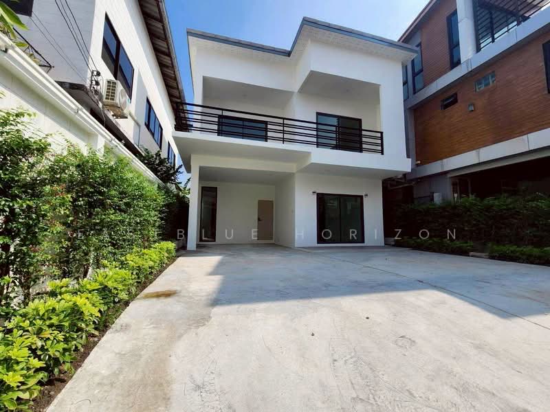 House area Bangchak, Bangkok, Bang Chak, Phra Khanong, Bangkok, 3 Bedrooms, 180 sqm, Single Detached House For Sale, by Eastblue Horizon, 500392320 - DDproperty.com