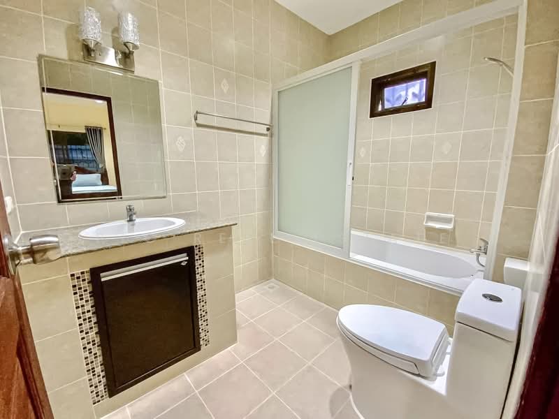 Single Storey House for Sale Nong Pla Lai East Pattaya 3 Bedroom, Chon Buri (Pattaya), Bang Lamung, Bang Lamung (Pattaya), Chon Buri (Pattaya), 3 Bedrooms, 288 sqm, Single Detached House For Sale, by PLC Real Estate, 500392337 - DDproperty.com
