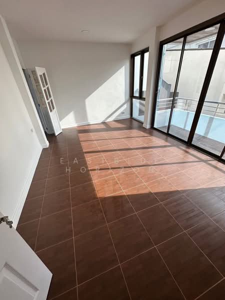 Home Office Area Ladprao, กรุงเทพ, คลองเจ้าคุณสิงห์, วังทองหลาง, กรุงเทพ, 524 ตร.ม., ทาวน์เฮ้าส์ ขาย, โดย Eastblue Horizon, 500392351 - DDproperty.com