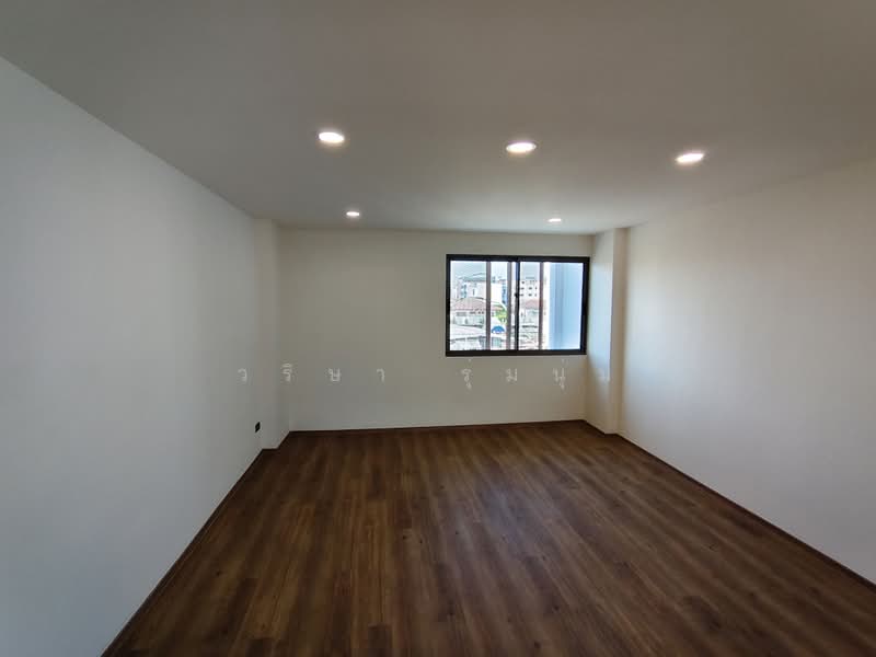 SHO Phatthanakan 32, Bangkok, Soi Phatthanakan 32, Suan Luang, Bangkok, 2 Bedrooms, 345 sqm, Townhouse For Sale, by วริษา รุ่มนุ่ม, 500392365 - DDproperty.com