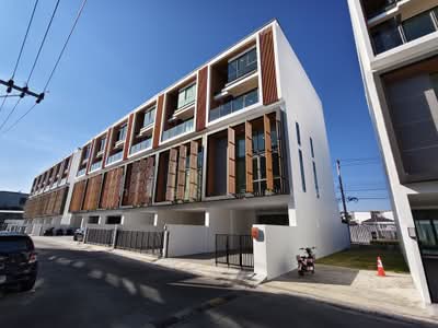 ขาย - SHO Phatthanakan 32 : โช พัฒนาการ 32, กรุงเทพ