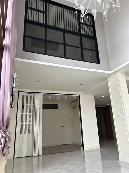 The Emporio Place, Bangkok, 93 Soi Sukhumvit 24, Sukhumvit Road, Khong Tan, Khlong Toei, Bangkok, 2 Bedrooms, 141 sqm, Condo For Rent, by Vipada Supaporn, 500392402 - DDproperty.com