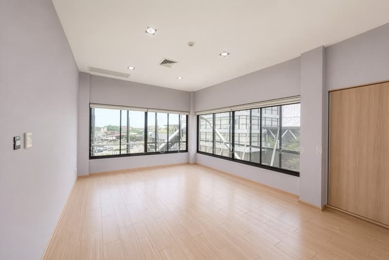 Homeoffice Area Kaset-Nawamin, Bangkok, Nuan Chan, Bueng Kum, Bangkok, , 1,768 sqm, Warehouse/Factory For Sale, by Eastblue Horizon, 500392405 - DDproperty.com