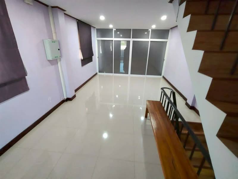 อาคารพาณิชย์ 4 ชั้น 34.2 ตร.ว. หมู่บ้านทองสถิตย์วิลล่า6 ใกล้สายไหมอเวนิว ซอยสายไหม78, กรุงเทพ, ถนนสายไหม, สายไหม, กรุงเทพ, 200 ตร.ม., ตึกแถว-อาคารพาณิชย์ ขาย, โดย คุณ ธนภณ ค้ำคูณ (บูม), 500392409 - DDproperty.com