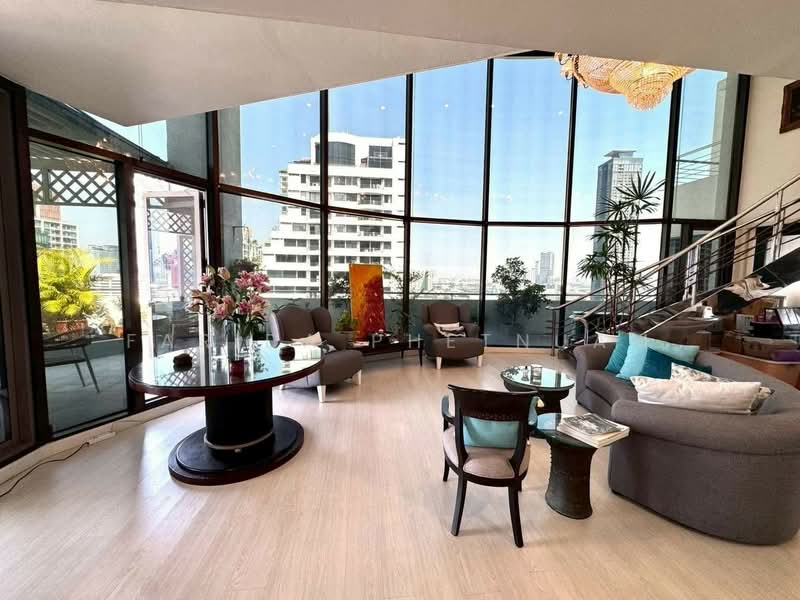 Supalai Place Sukhumvit 39, Bangkok, 175-179 Soi Sukhumvit 39 Sukhumvit Road, Khlong Tan Nua, Watthana, Bangkok, 3 Bedrooms, 491 sqm, Condo For Rent, by Farida Phetnuam, 500392423 - DDproperty.com