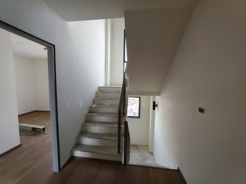 SHO Phatthanakan 32, Bangkok, Soi Phatthanakan 32, Suan Luang, Suan Luang, Bangkok, 2 Bedrooms, 345 sqm, Townhouse For Sale, by วริษา รุ่มนุ่ม, 500392445 - DDproperty.com