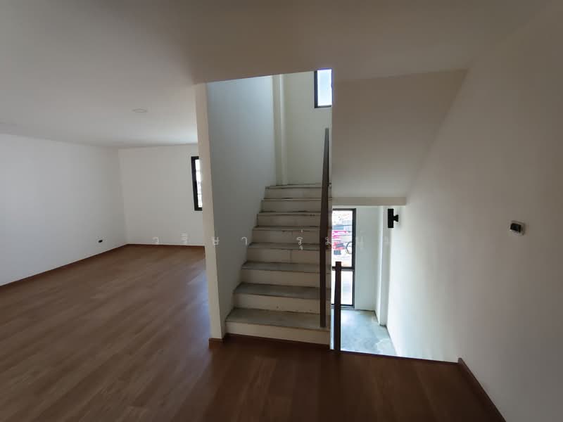 SHO Phatthanakan 32, Bangkok, Soi Phatthanakan 32, Suan Luang, Suan Luang, Bangkok, 2 Bedrooms, 345 sqm, Townhouse For Sale, by วริษา รุ่มนุ่ม, 500392445 - DDproperty.com