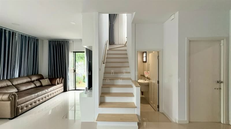 Modi Villa Rama 5-Kanchanapisek, Nonthaburi, Bang Khu Lat-Wat Phra Ngoen Road, Bang Yai, Nonthaburi, 4 Bedrooms, 137 sqm, Semi-Detached House (Twin House) For Sale, by คุณ กิริยา วรรณารักษ์ (แอฟ), 500392471 - DDproperty.com