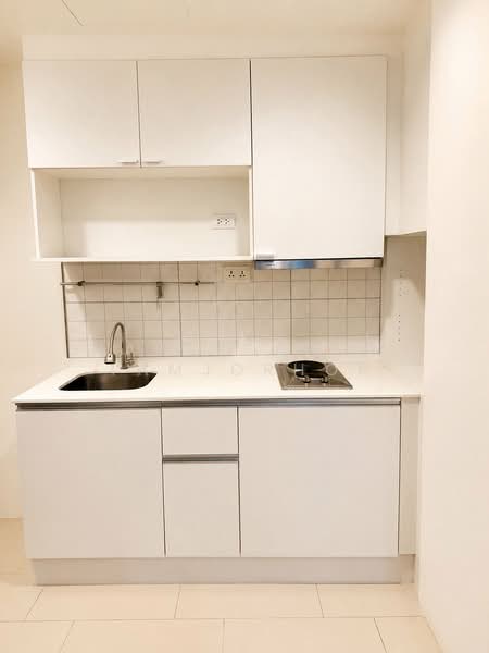 IDEO MOBI Sukhumvit 81 : ไอดีโอ โมบิ สุขุมวิท 81, กรุงเทพ, 2097 ถนนสุขุมวิท แขวงบางจาก เขตพระโขนง กรุงเทพมหานคร, บางจาก, พระโขนง, กรุงเทพ, 45 ตร.ม., คอนโด ให้เช่า, โดย Napatsawan Tamjorhor, 500392484 - DDproperty.com