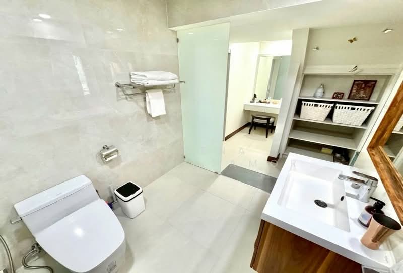 Supalai Place Sukhumvit 39, Bangkok, 175-179 Soi Sukhumvit 39 Sukhumvit Road, Khlong Tan Nua, Watthana, Bangkok, 3 Bedrooms, 491 sqm, Condo For Rent, by Sarena Choengsamor, 500392530 - DDproperty.com