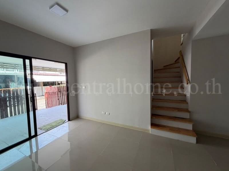 Baan Pruksa Prime (Rangsit-Klong 3), Pathum Thani, Pruksa Prime Road 115, Khlong Sam, Khlong Luang, Pathum Thani, 3 Bedrooms, 105 sqm, Townhouse For Sale, by คุณ มณีรัตน์ ( เจี๊ยบ ), 500392532 - DDproperty.com