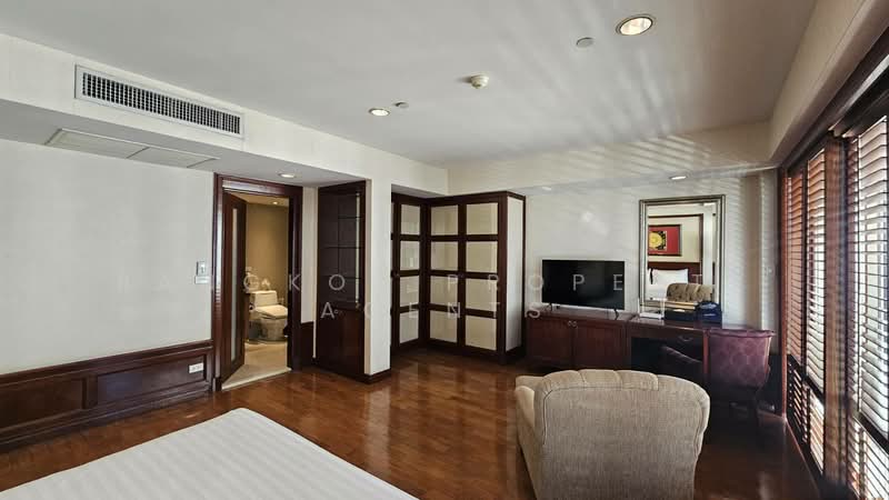 Centre Point Sukhumvit Thong Lo, Bangkok, 304 Sukhumvit Road, Khong Tan, Khlong Toei, Bangkok, 2 Bedrooms, 131 sqm, Condo For Rent, by BANGKOK PROPERTY AGENTS, 500392599 - DDproperty.com
