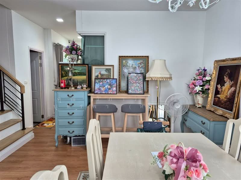 Golden Neo Siriraj-Ratchapruek, Bangkok, Bang Khun Sri, Bangkok Noi, Bangkok, 4 Bedrooms, 180 sqm, Semi-Detached House (Twin House) For Sale, by คุณ วิภาวรรณ บุตรพา (หยก), 500392639 - DDproperty.com