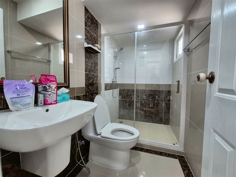 Golden Neo Siriraj-Ratchapruek, Bangkok, Bang Khun Sri, Bangkok Noi, Bangkok, 4 Bedrooms, 180 sqm, Semi-Detached House (Twin House) For Sale, by คุณ วิภาวรรณ บุตรพา (หยก), 500392639 - DDproperty.com