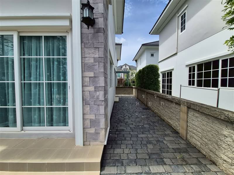 Golden Neo Siriraj-Ratchapruek, Bangkok, Bang Khun Sri, Bangkok Noi, Bangkok, 4 Bedrooms, 180 sqm, Semi-Detached House (Twin House) For Sale, by คุณ วิภาวรรณ บุตรพา (หยก), 500392639 - DDproperty.com