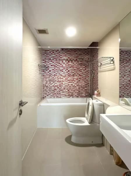 Le Nice Ekamai, Bangkok, Sukhumvit 63 Road, Phra Kanong Nua, Watthana, Bangkok, 1 Bedroom, 40 sqm, Condo For Rent, by Sarena Choengsamor, 500392647 - DDproperty.com