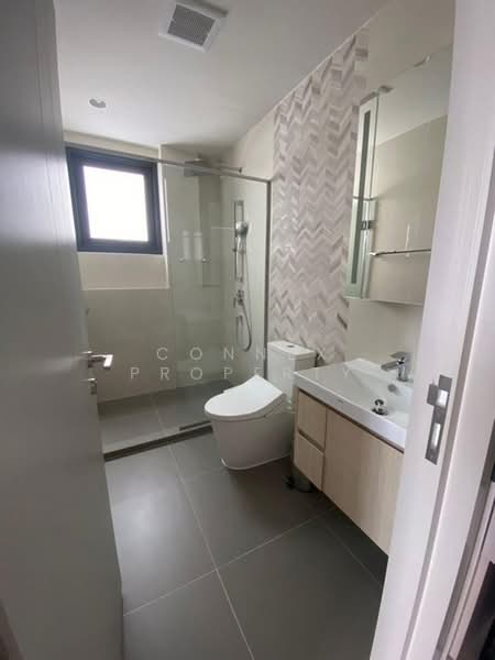 Oka Haus Sukhumvit 36, Bangkok, 3399 Rama 4 Road, Khong Tan, Khlong Toei, Bangkok, 2 Bedrooms, 41 sqm, Condo For Rent, by Connex Property, 500392649 - DDproperty.com