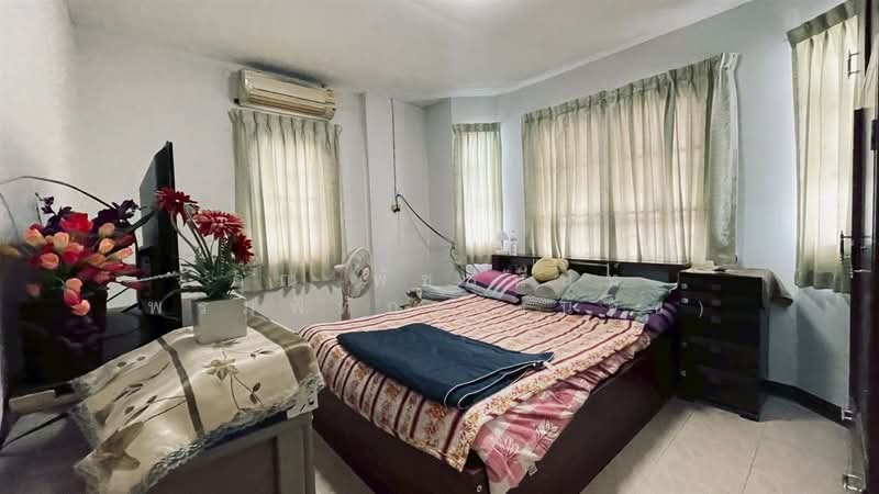 บ้านเพชรงาม แพรกษา1 ( Baan Petch Ngam Phraeksa ), Samut Prakan, ถนนสุขุมวิท, Phreak Sa Mai, Muang Samut Prakarn, Samut Prakan, 2 Bedrooms, 100 sqm, Townhouse For Sale, by คุณ พัชรนันท์ พรมพิทักษ์ (นัจข์), 500392670 - DDproperty.com