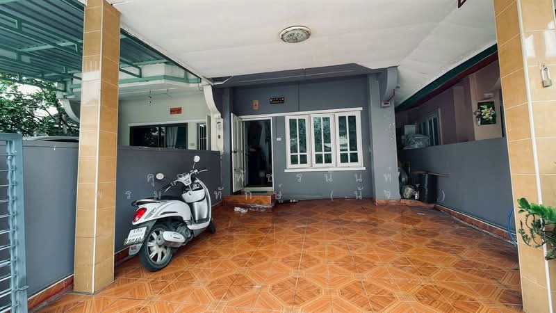 บ้านเพชรงาม แพรกษา1 ( Baan Petch Ngam Phraeksa ), สมุทรปราการ, ถนนสุขุมวิท, แพรกษาใหม่, เมืองสมุทรปราการ, สมุทรปราการ, 100 ตร.ม., ทาวน์เฮ้าส์ ขาย, โดย คุณ พัชรนันท์ พรมพิทักษ์ (นัจข์), 500392670 - DDproperty.com