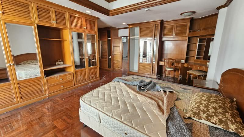 Le Premier 1, Bangkok, 13 Soi Sukhumvit 23, Khlongtoei Nua, Watthana, Bangkok, 3 Bedrooms, 358 sqm, Condo For Rent, by BANGKOK PROPERTY AGENTS, 500392716 - DDproperty.com