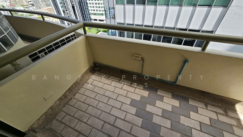 Le Premier 1, Bangkok, 13 Soi Sukhumvit 23, Khlongtoei Nua, Watthana, Bangkok, 3 Bedrooms, 358 sqm, Condo For Rent, by BANGKOK PROPERTY AGENTS, 500392716 - DDproperty.com