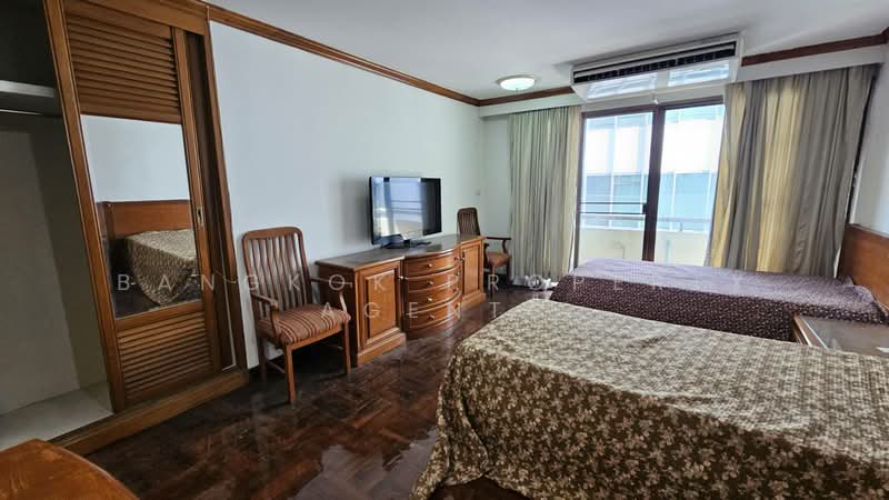 Le Premier 1, Bangkok, 13 Soi Sukhumvit 23, Khlongtoei Nua, Watthana, Bangkok, 3 Bedrooms, 358 sqm, Condo For Rent, by BANGKOK PROPERTY AGENTS, 500392716 - DDproperty.com