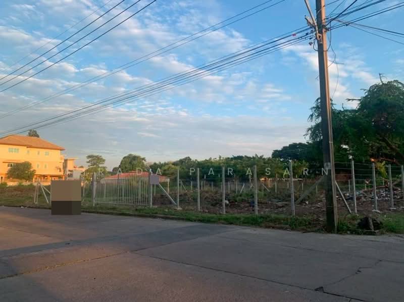 Corner plot, Soi Ramkhamhaeng 118, Bangkok, Saphan Sung, Bangkok, , 832 sqm, Land For Rent, by Airada Parasarn, 500392728 - DDproperty.com