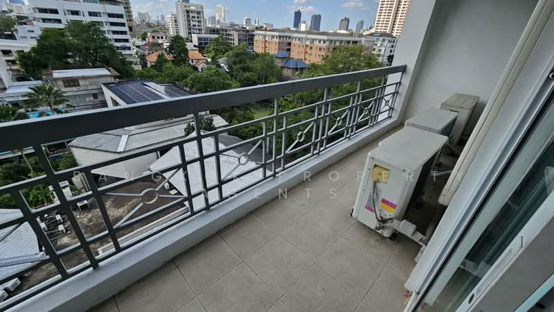 Royal Castle Sukhumvit, Bangkok, 30 Soi Sukhumvit 39, Khlongtoei Nua, Watthana, Bangkok, 3 Bedrooms, 120 sqm, Condo For Rent, by BANGKOK PROPERTY AGENTS, 500392776 - DDproperty.com