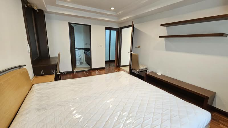 Royal Castle Sukhumvit, Bangkok, 30 Soi Sukhumvit 39, Khlongtoei Nua, Watthana, Bangkok, 3 Bedrooms, 120 sqm, Condo For Rent, by BANGKOK PROPERTY AGENTS, 500392776 - DDproperty.com