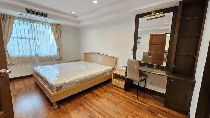 Royal Castle Sukhumvit : รอยัล คาสเซอร์ สุขุมวิท, กรุงเทพ, 30 ซอยสุขุมวิท 39, คลองเตยเหนือ, วัฒนา, กรุงเทพ, 120 ตร.ม., คอนโด ให้เช่า, โดย BANGKOK PROPERTY AGENTS, 500392776 - DDproperty.com