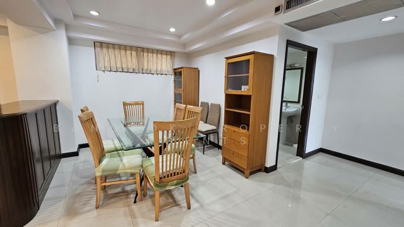 Royal Castle Sukhumvit, Bangkok, 30 Soi Sukhumvit 39, Khlongtoei Nua, Watthana, Bangkok, 3 Bedrooms, 120 sqm, Condo For Rent, by BANGKOK PROPERTY AGENTS, 500392776 - DDproperty.com