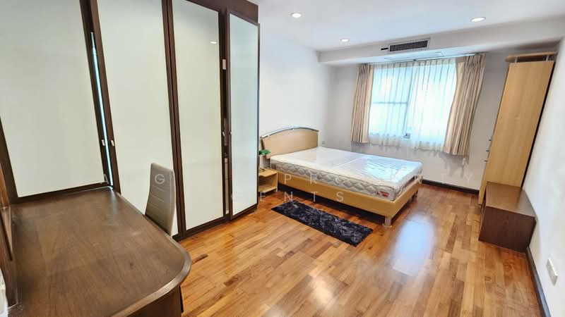 Royal Castle Sukhumvit, Bangkok, 30 Soi Sukhumvit 39, Khlongtoei Nua, Watthana, Bangkok, 3 Bedrooms, 120 sqm, Condo For Rent, by BANGKOK PROPERTY AGENTS, 500392776 - DDproperty.com