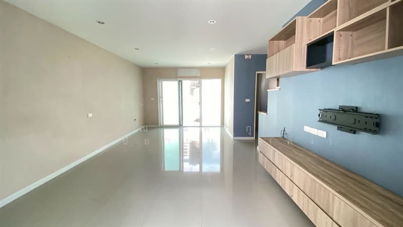 Novo Ville Puttasakor, Samut Sakhon, Suan Luang, Krathum Baen, Samut Sakhon, 3 Bedrooms, 120 sqm, Townhouse For Sale, by คุณ มหากุล มหาปิยานนท์ (คิง), 500392800 - DDproperty.com