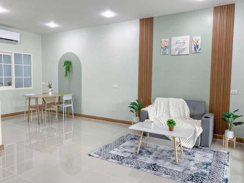 Golden Town 3 Bangna-Suanluang, Bangkok, Kanchanaphisek Road, Prawet, Prawet, Bangkok, 4 Bedrooms, 325 sqm, Townhouse For Sale, by Thananith Ittitulyapong, 500392827 - DDproperty.com