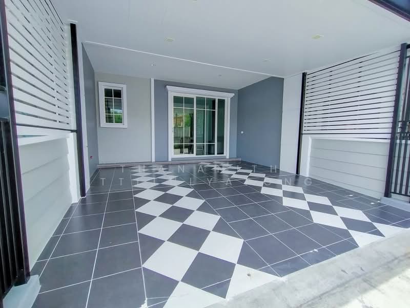 Golden Town 3 Bangna-Suanluang, Bangkok, Kanchanaphisek Road, Prawet, Prawet, Bangkok, 4 Bedrooms, 325 sqm, Townhouse For Sale, by Thananith Ittitulyapong, 500392827 - DDproperty.com
