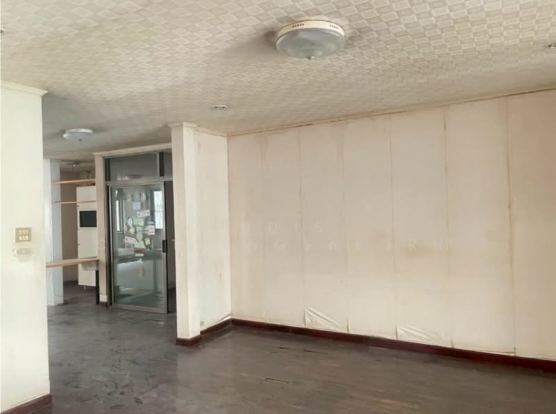 Large House for Rent – Near BTS Phahon Yothin 24, Bangkok, Chatuchak, Bangkok, , 572 sqm, Shophouse For Rent, by Pudis Chitrungsakorn, 500392838 - DDproperty.com