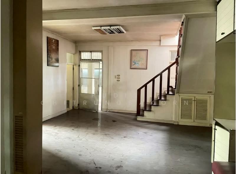 Large House for Rent – Near BTS Phahon Yothin 24, Bangkok, Chatuchak, Bangkok, , 572 sqm, Shophouse For Rent, by Pudis Chitrungsakorn, 500392838 - DDproperty.com