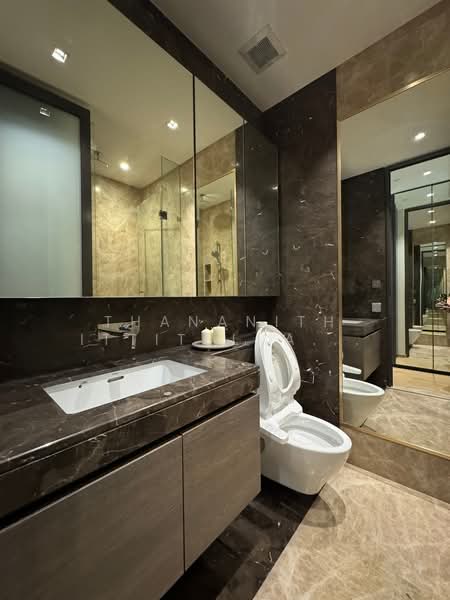 28 Chidlom, Bangkok, 28 Chit Lom Alley, Lumphini, Pathum Wan, Bangkok, 2 Bedrooms, 88 sqm, Condo For Rent, by Thananith Ittitulyapong, 500392840 - DDproperty.com